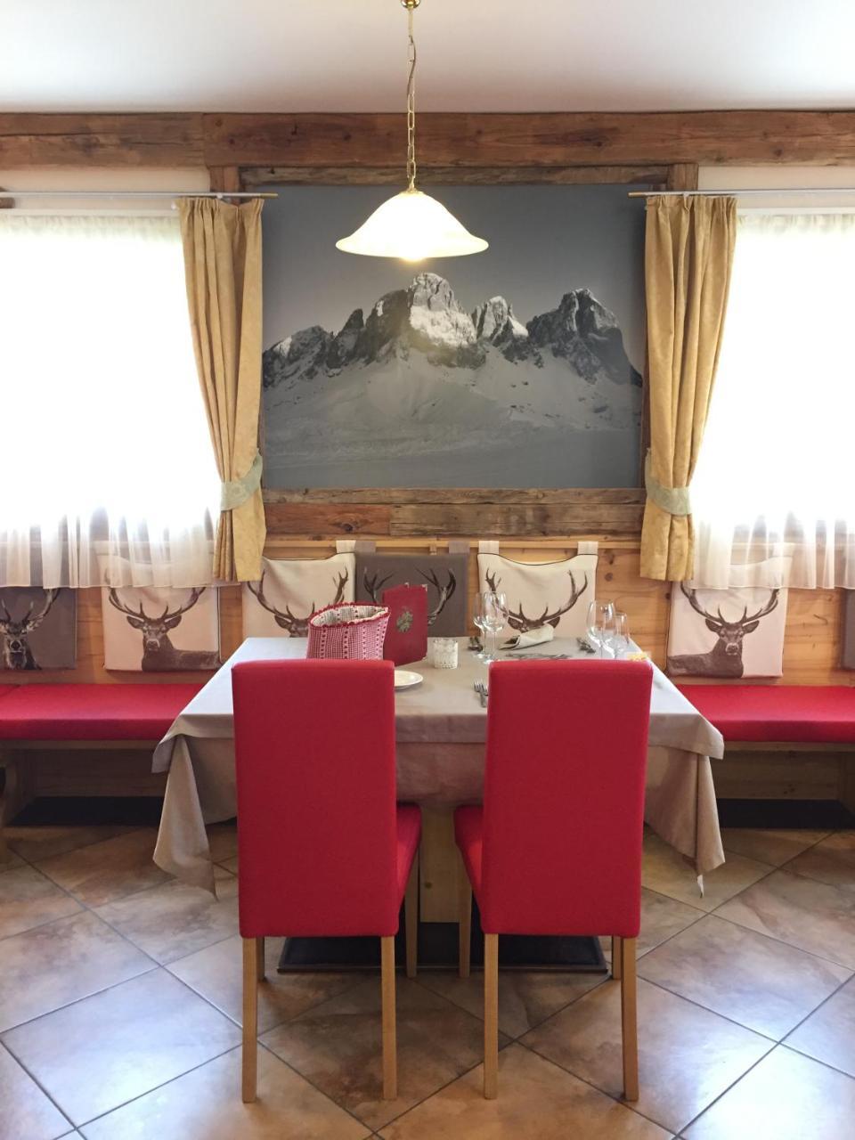 Hotel Stella Montis Campitello di Fassa Exterior foto